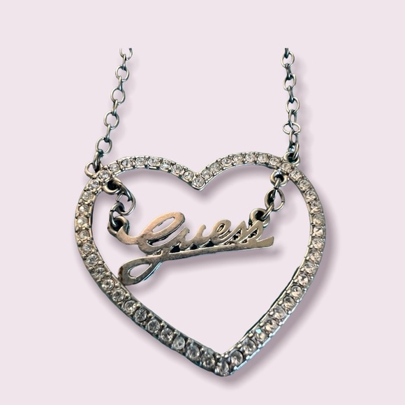 Guess Jewelry - ✨GUESS✨ SILVER TONE HEART NECKLACE